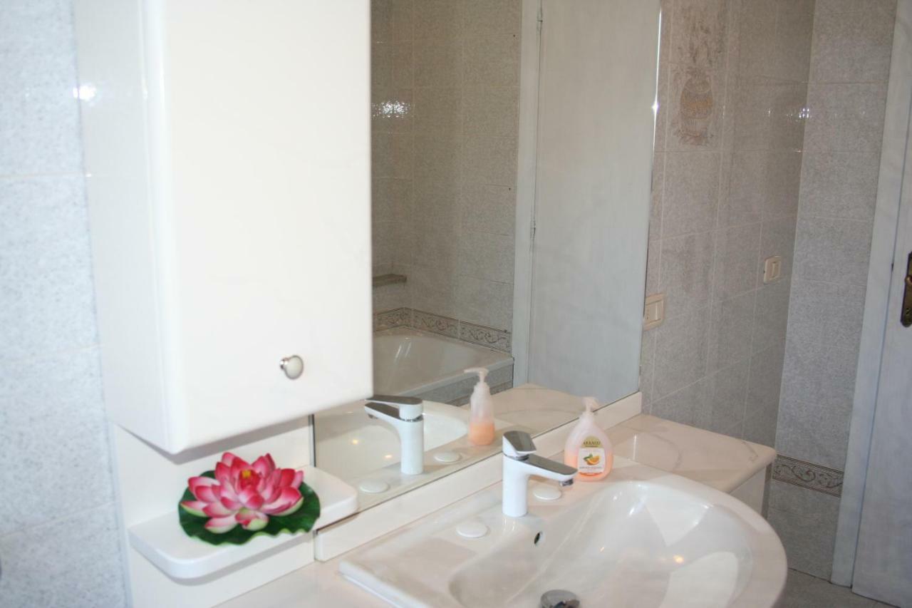 La Casa Di Rachele Apartment Sarteano Luaran gambar